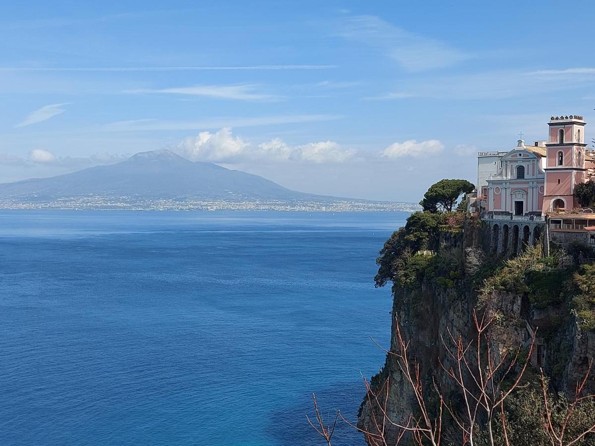 Margherita House Sorrento ヴィーコ・エクエンセ エクステリア 写真